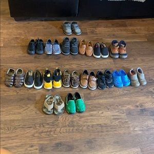 Toddler boys shoes in excellent condition